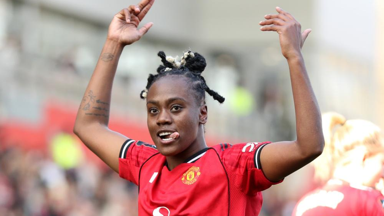 Chelsea close to signing Melvine Malard from Manchester United