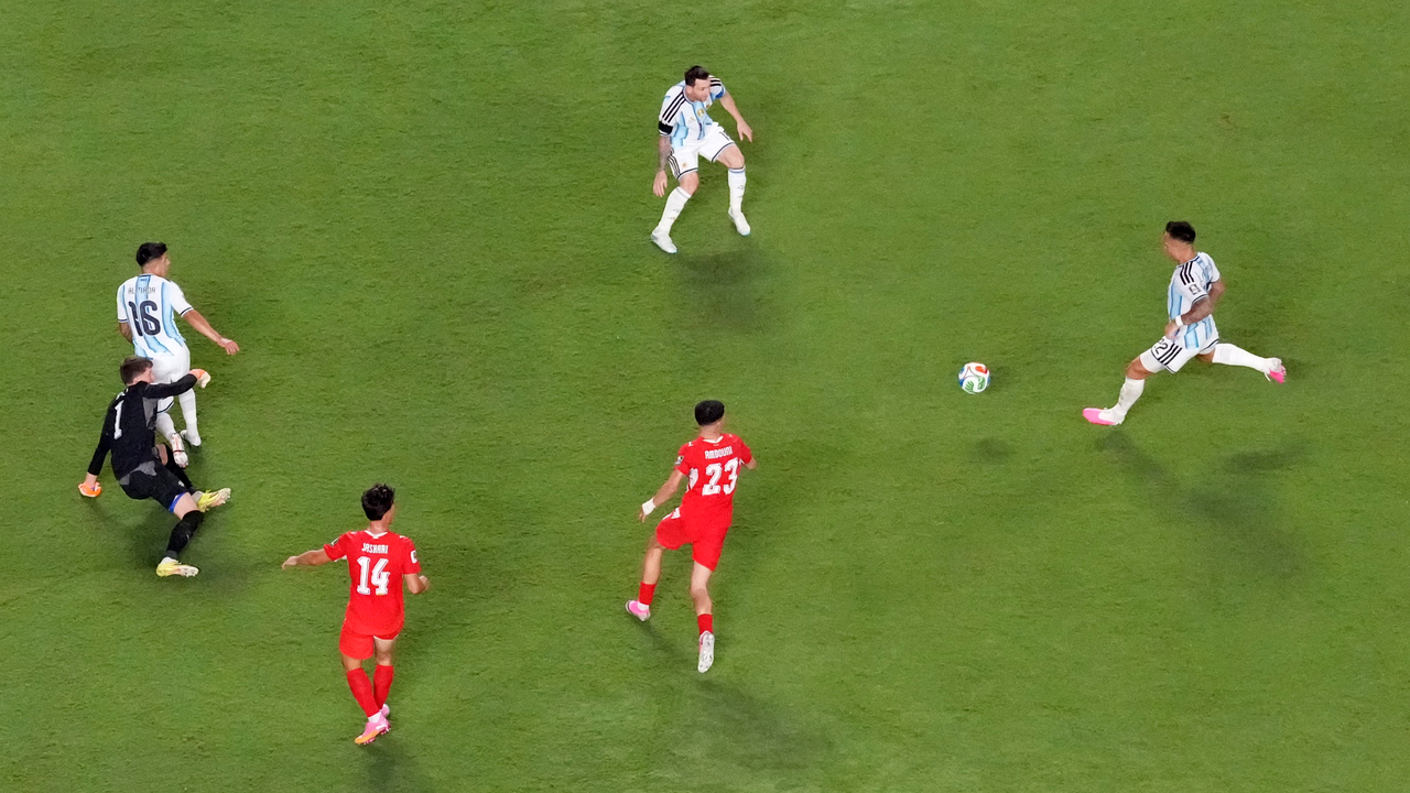 England and Argentina bring old history into a new kind of semi-final