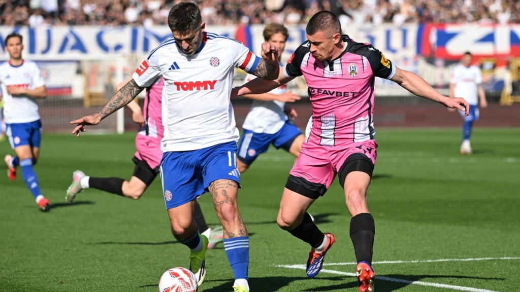 Hajduk Split survive a nine-goal tie and beat Rakow in extra time