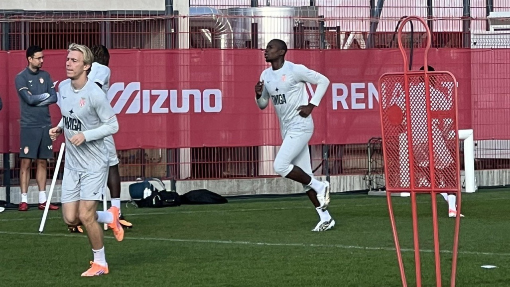 Paul Pogba and Monaco end their contract one year early