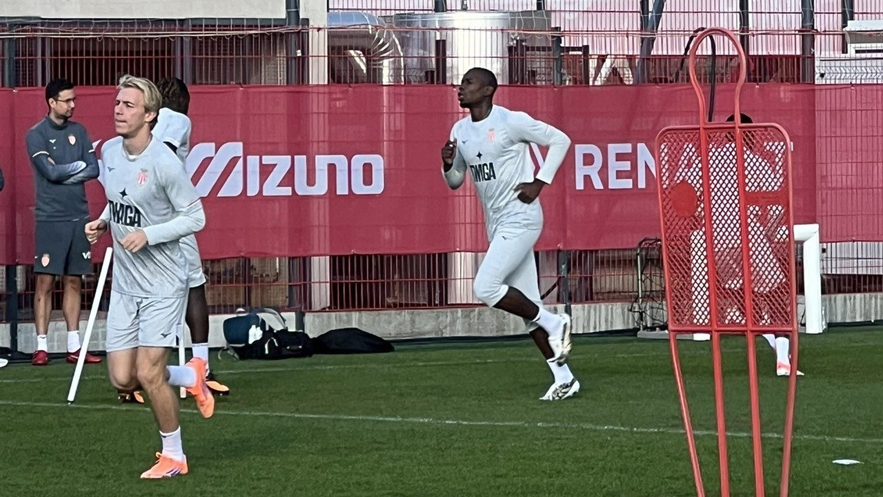 Paul Pogba and Monaco end their contract one year early