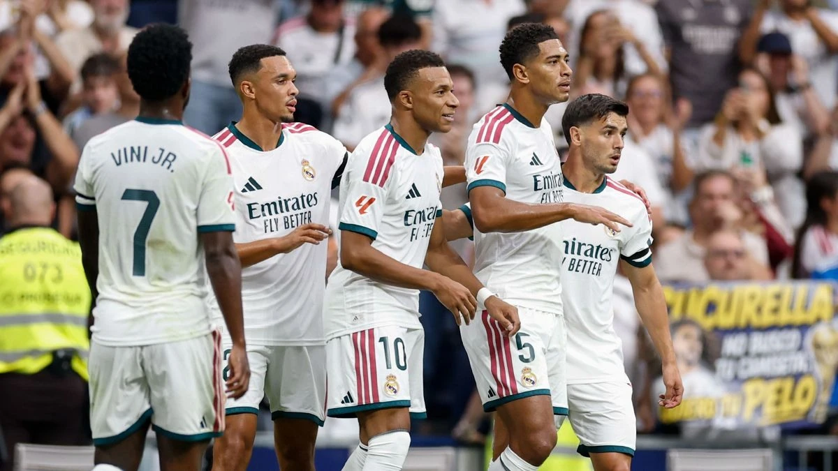 Real Madrid score three early goals and finish Malaga with a fourth