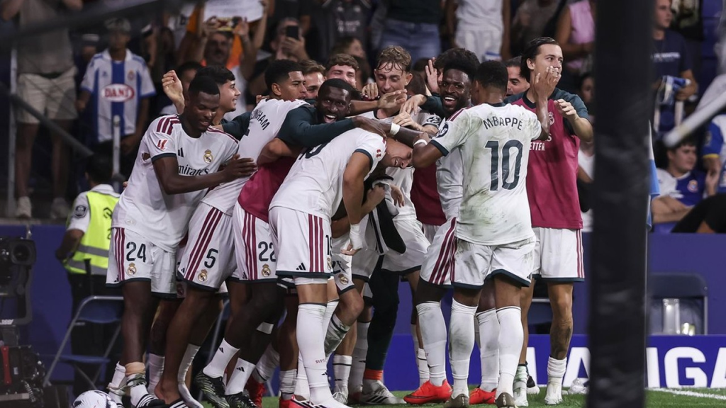 Real Madrid beat Espanyol 2-1 with a late goal from Carlos Espi