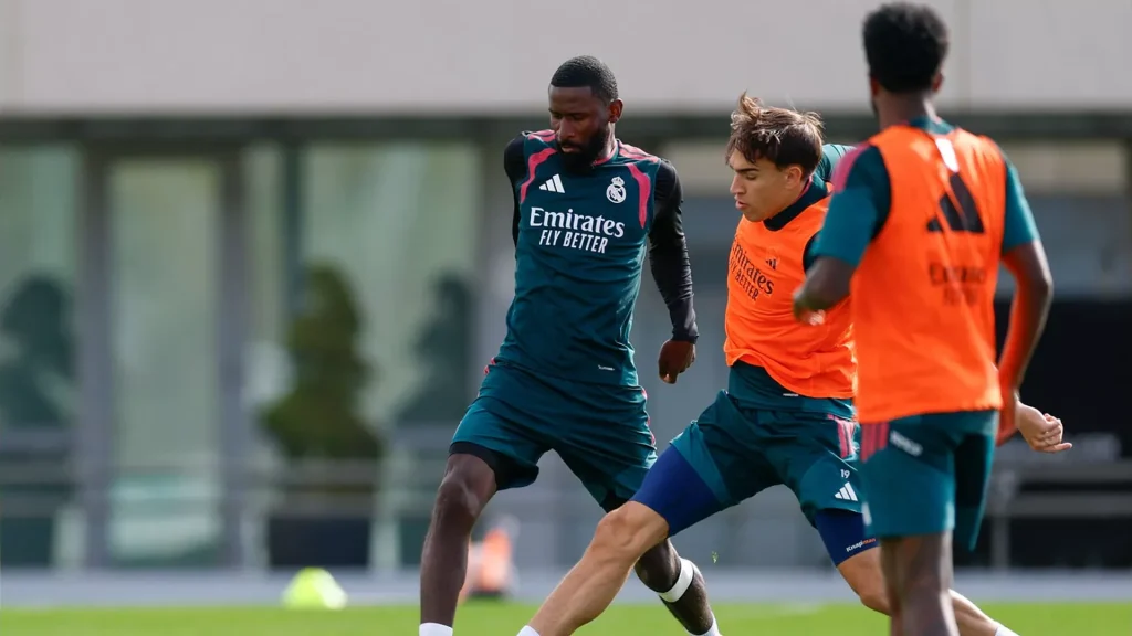 Real Madrid begin preparing for the derby with recovery and defensive pressing work